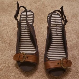 Blue, 3 inch cork peeptoe heels with a brown belt